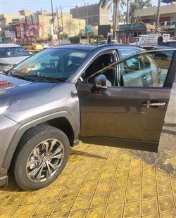 تۆیۆتا ڕاڤ 4